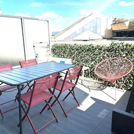 Appartamento Bijou- 4 Pers- Neuf Hyper Centre - Plage - Terrasse Saint-Raphaël